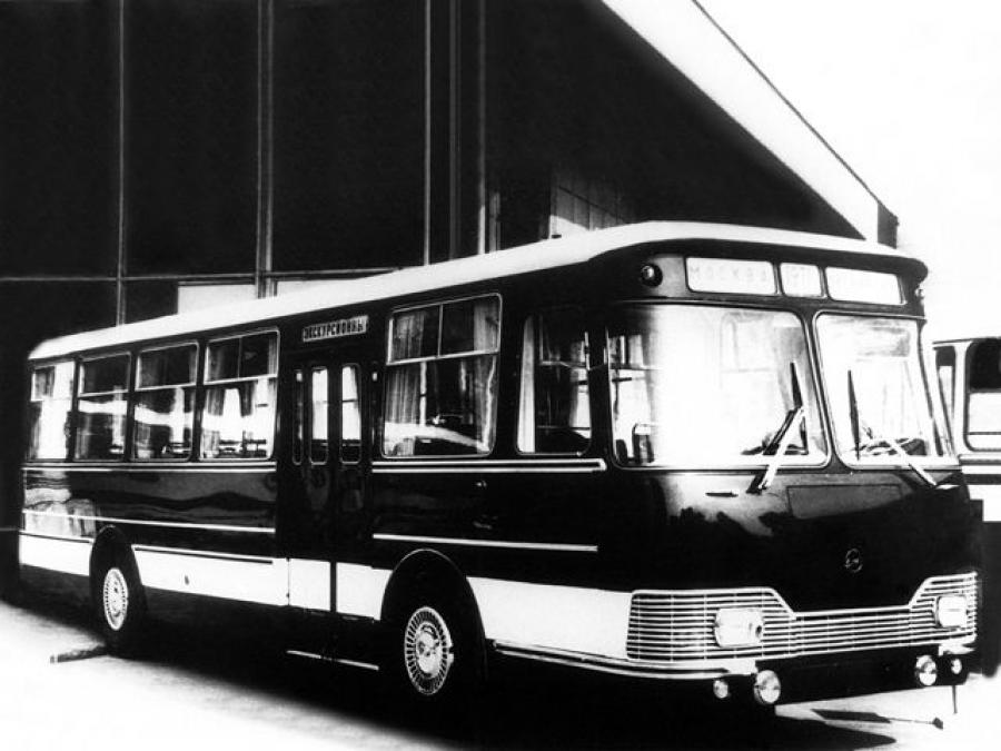  ЛиАЗ-677ВЭ 1973 года  (фото 2 из 3)